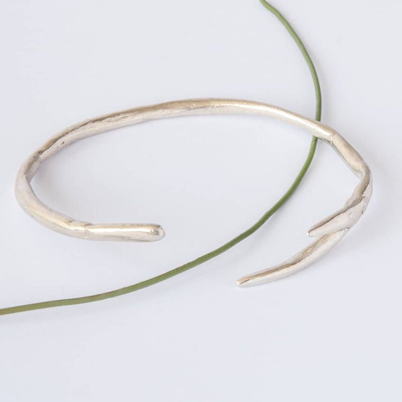 Brazalete plat de la colección Por las Ramas | Anabena